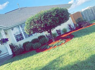 2165 Hayfield Ln, Beloit, WI 53511