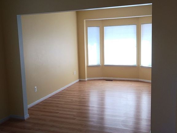 4th image of 30842 Palmer Dr #1