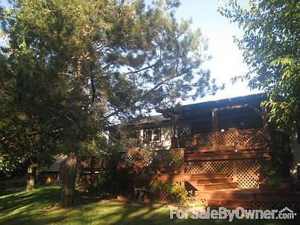 Large back deck - 3 levels