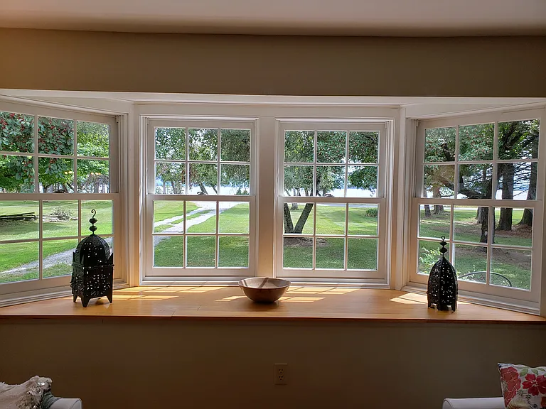 363 Lakeview Dr — Photo 4