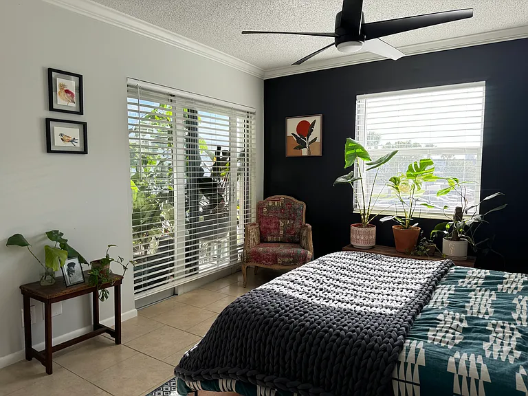 236 Castlewood Dr #201 — Photo 3