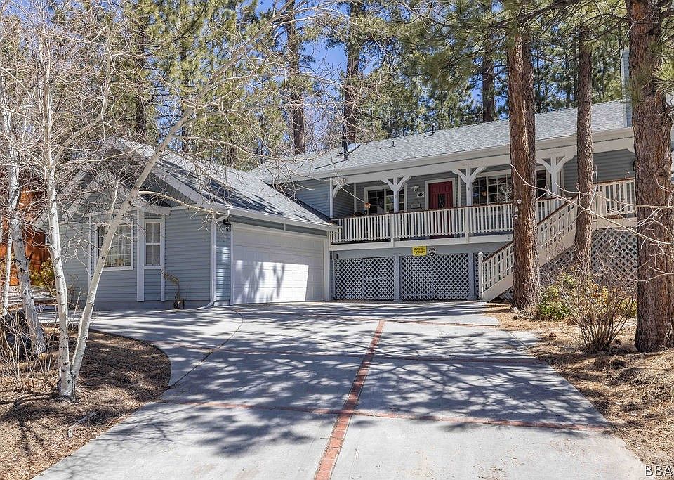1st image of 880 Alpenweg Dr