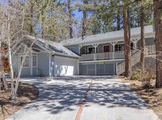 880 Alpenweg Dr, Big Bear Lake, CA 92314