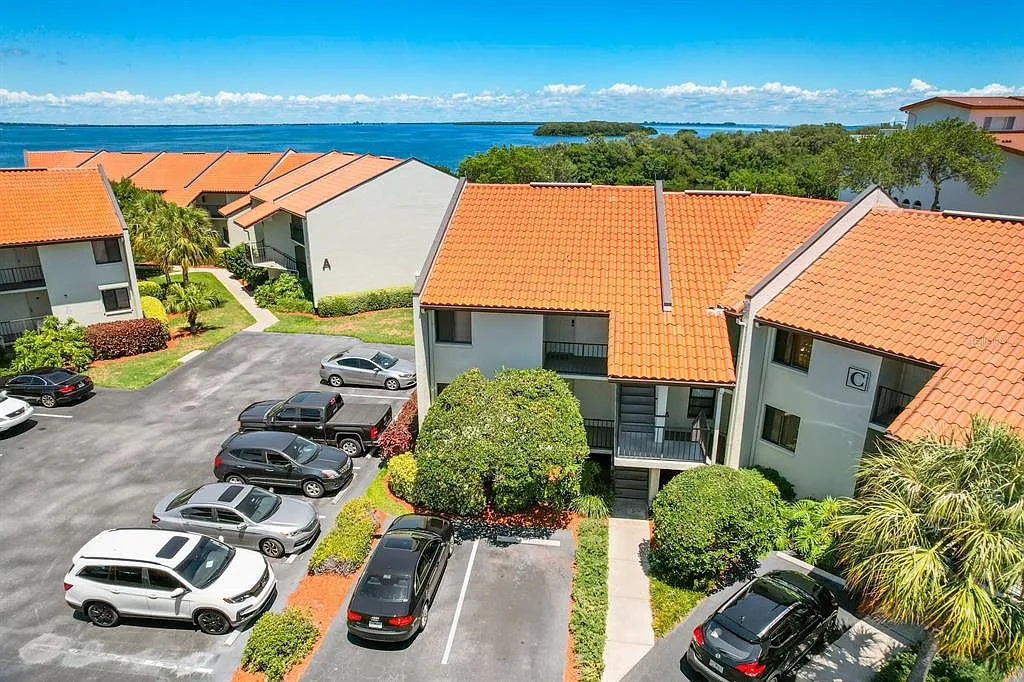 1 bed, 1.0 bath, 665 sqft, $3,000 — Photo 1