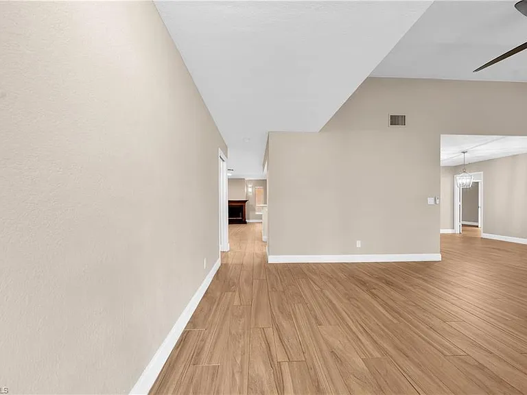 4160 5th Ave SW — Photo 10