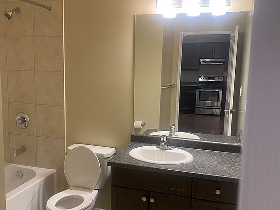 4th image of 505 Finkle St N #601