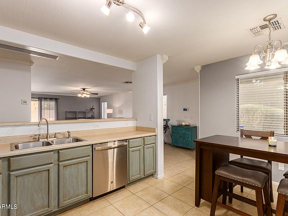 4th image of 44732 W Balboa Dr