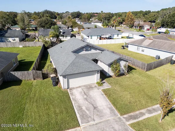 7832 PEPPER Circle W, Jacksonville, FL 32244