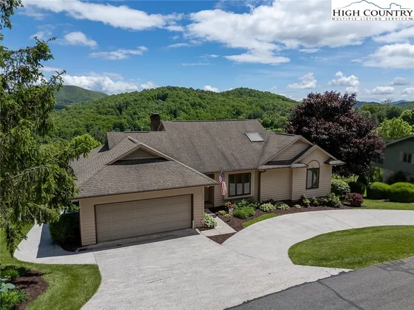130 Golf View Court, West Jefferson, NC 28694