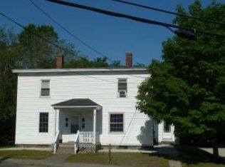 50 N Main St APT 4, Newmarket, NH 03857