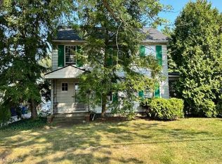975 W Main St, Kent, OH 44240