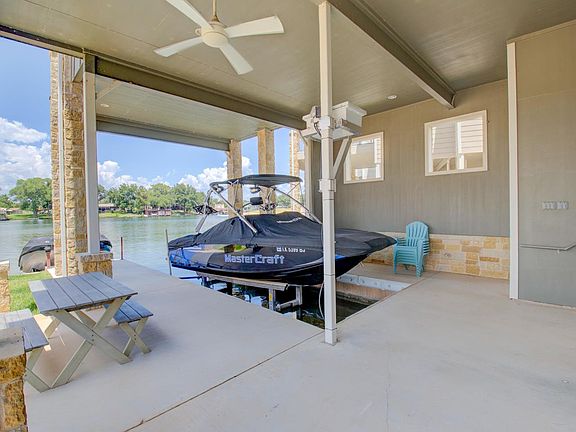 4th image of 308 Island Cir