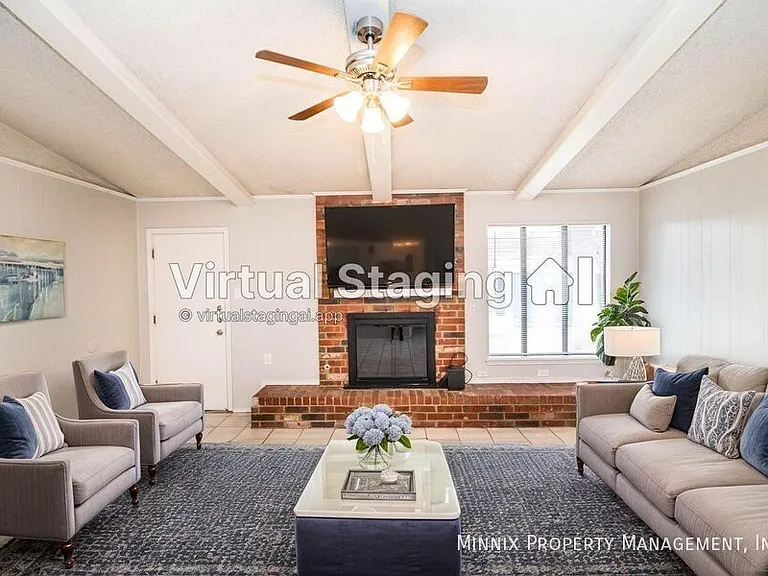6111 10th Dr — Photo 1