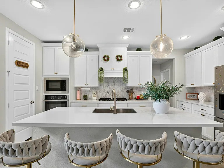 2122 Alabaster Estate Dr — Photo 4