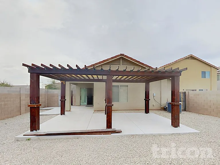 39964 W Sanders Way — Photo 17