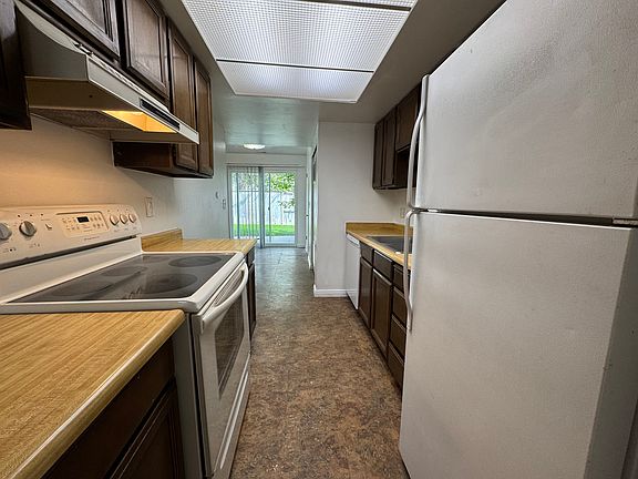 5th image of 7883 S Chadbourne Dr E #A