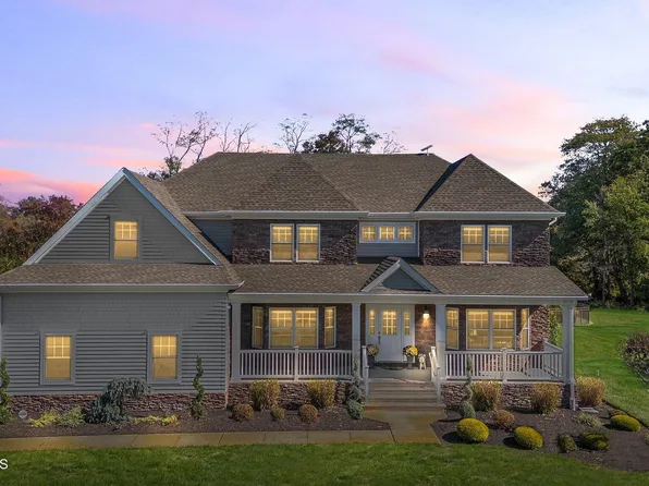 2002 Giardina Court, Wall, NJ 07719