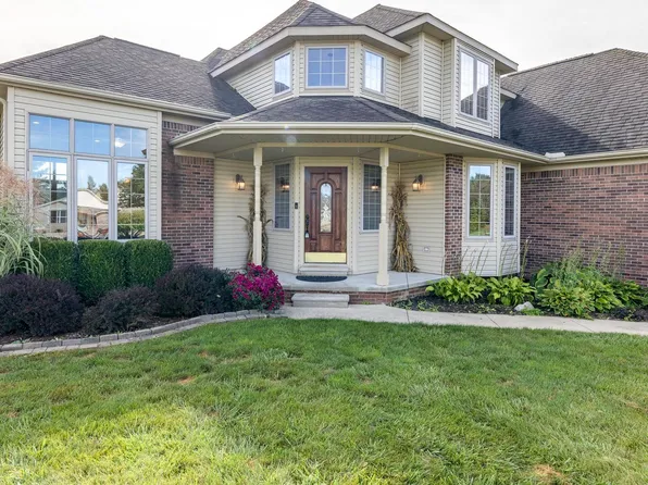 334 Golfside Dr, Lapeer, MI 48446