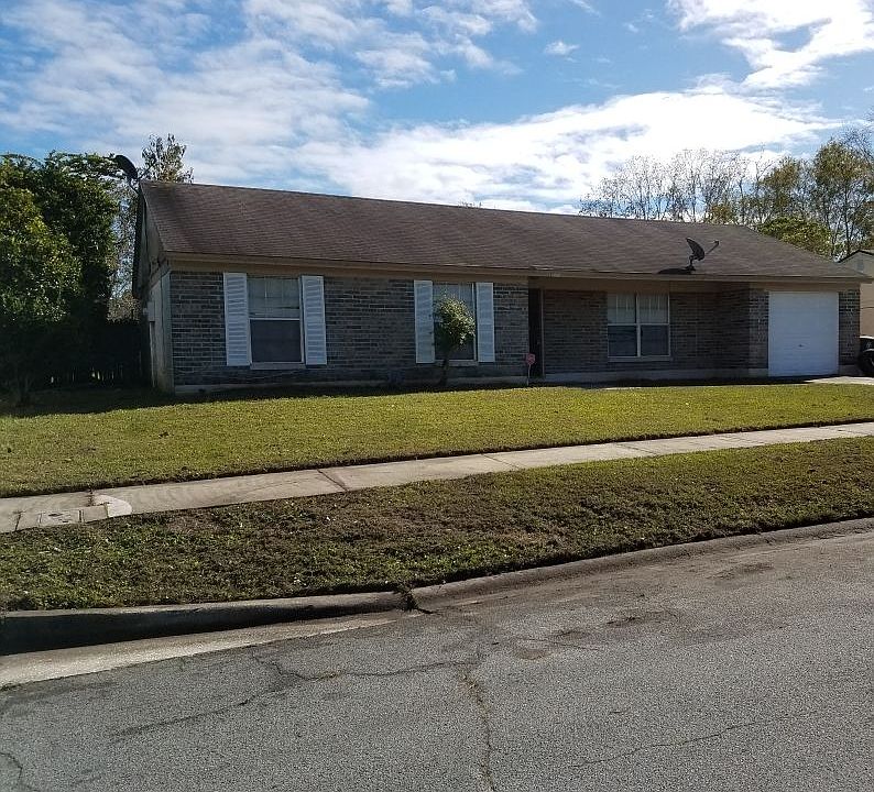 1st image of 2555 Jessica Ln