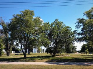 262 W Walnut St, Phillipsburg, KS 67661