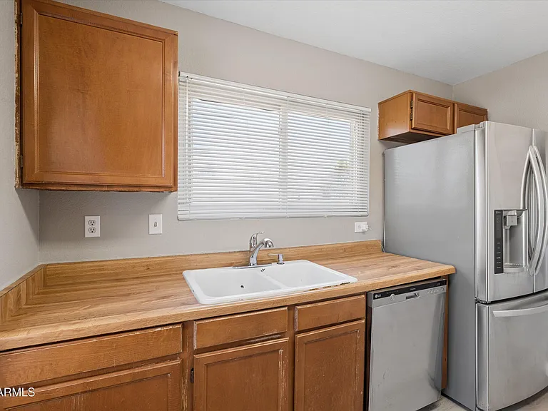 11904 N 76th Ln — Photo 7