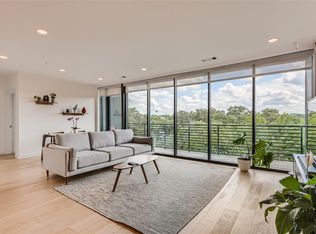 900 S 1st St #421, Austin, TX 78704