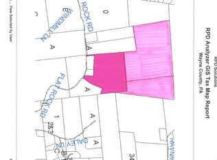 Flat Rock Rd, Forest City, PA 18421