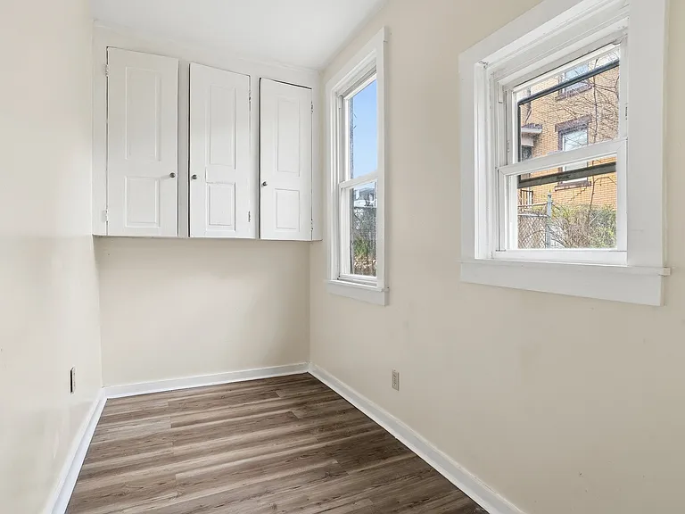 144 Ridge Ave #1 — Photo 8