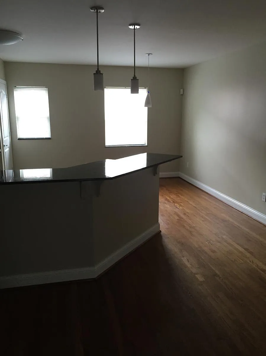 Building Photo - 8140 Whitburn Dr #202
