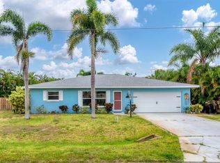 955 Gillespie St, Englewood, FL 34223
