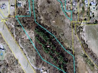 615 Mower Rd, Pinckney, MI 48169