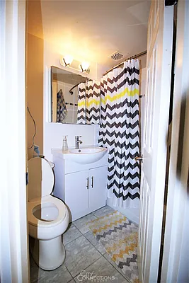 Rented by City Connections Realty | media 29