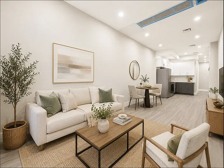 318 E 32nd St #2BB — Photo 8