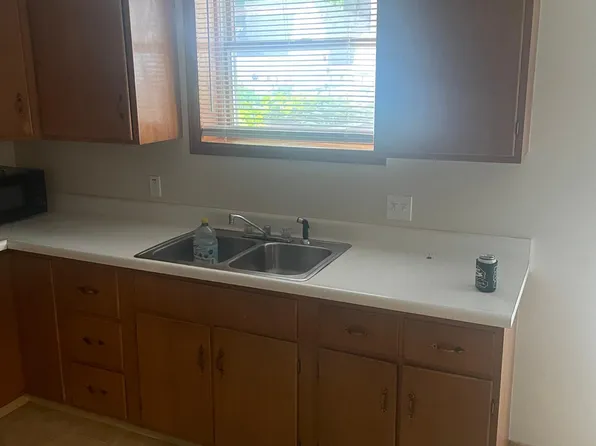 20 Gosse Ct APT 3, Burlington, VT 05408