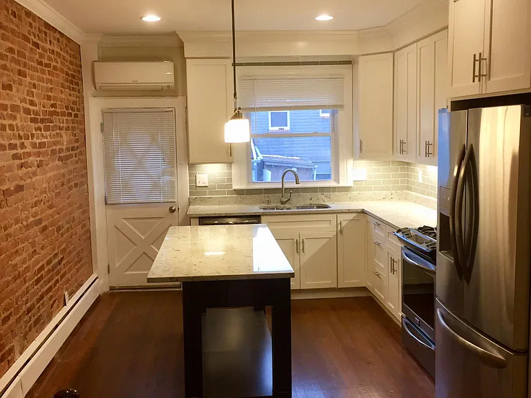630 S Belnord Ave — Photo 4
