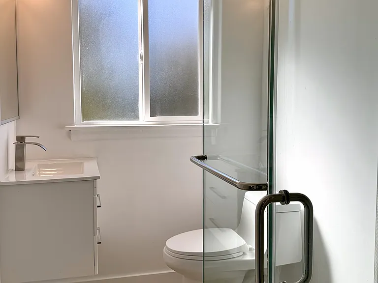 401 San Vicente Blvd #D — Photo 19