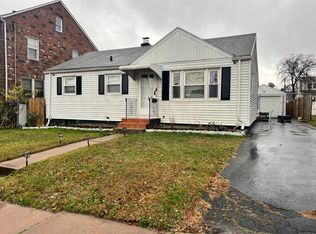 159 Gilman St, Hartford, CT 06114