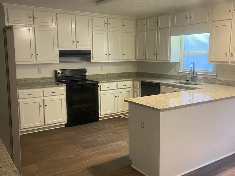 10-12 Sentry Oak Ct — Photo 3