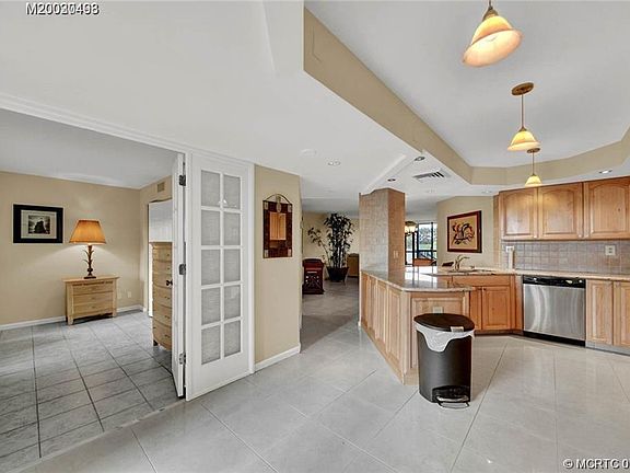 4th image of 9500 S Ocean Dr APT 103