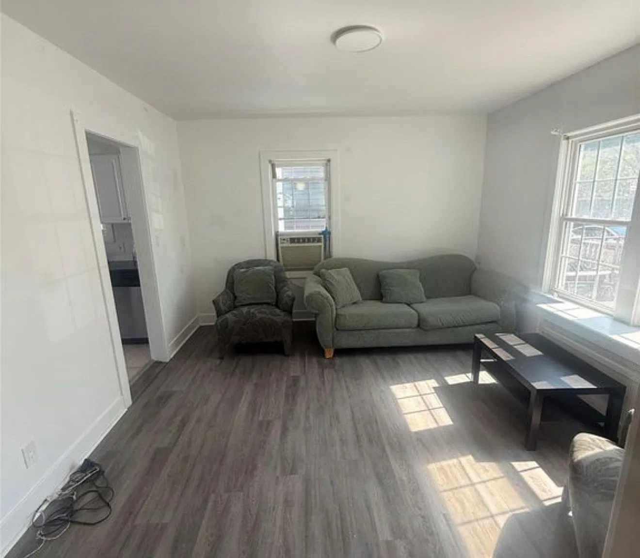 6 bed, $5,500 — Photo 2