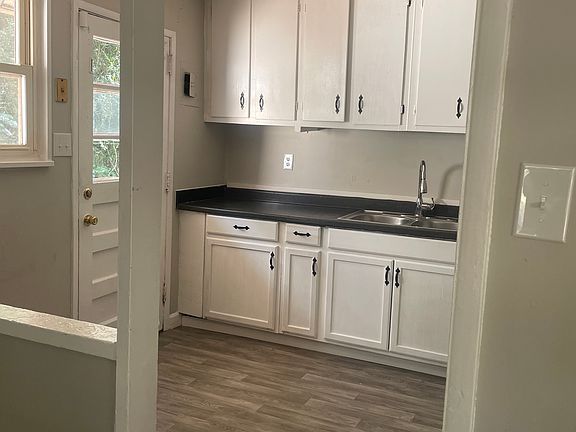 5th image of 1142 Alderman St NE