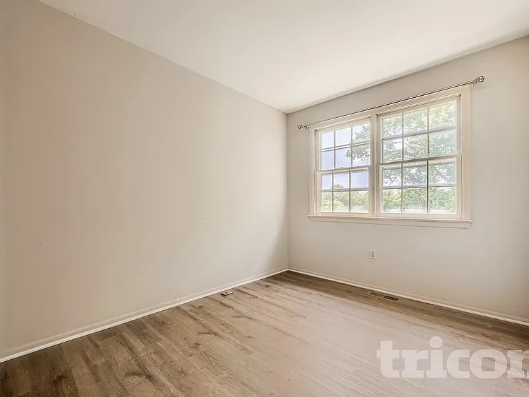 1103 Riverboat Ct — Photo 14