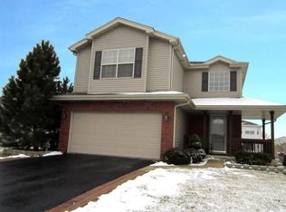 2117 Olde Mill Rd, Plainfield, IL 60586