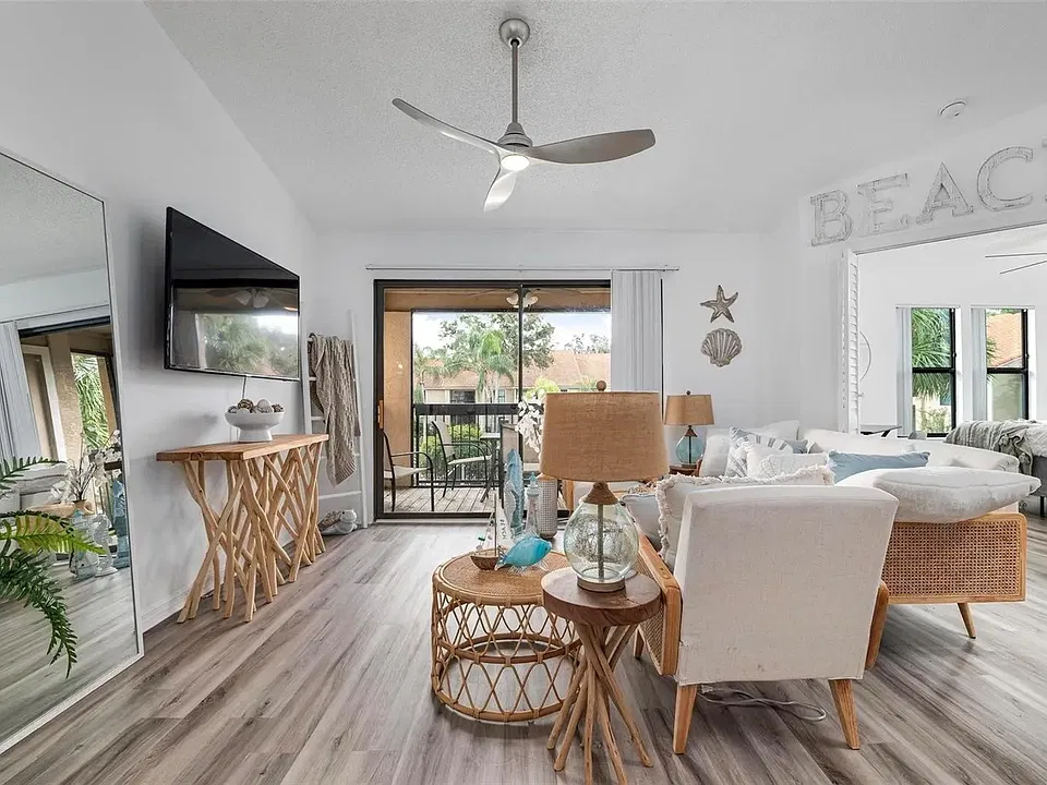 4057 Crockers Lake Blvd #2524