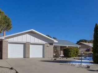 704 Jeffrey Pl, White Rock, NM 87547