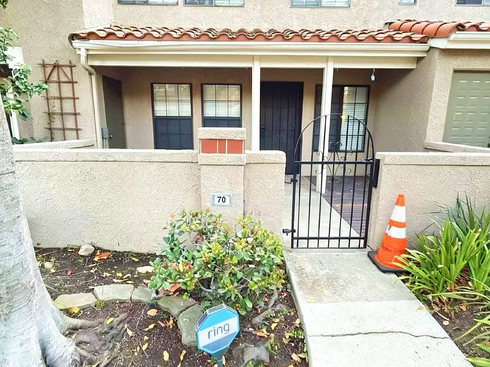 8167 Vineyard Ave #70