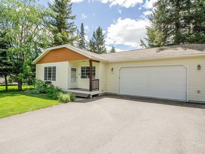 210 9th St E, Columbia Falls, MT, 59912