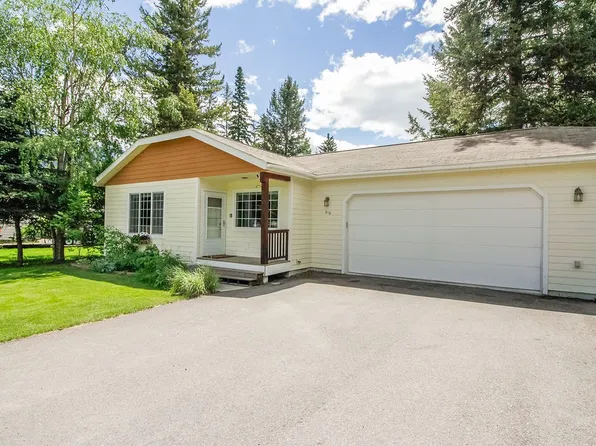 210 9th St E, Columbia Falls, MT 59912