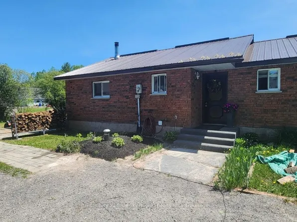 747 Derland Rd, East Ferris, ON P0H 1K0