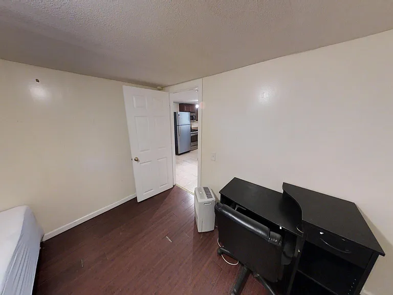 1005 E Colvin St #2 — Photo 9
